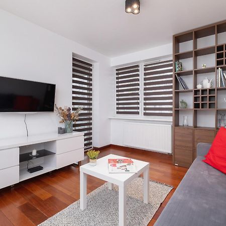 Dworska Modern Apartment In Zabrze By Rent Like Home Buitenkant foto