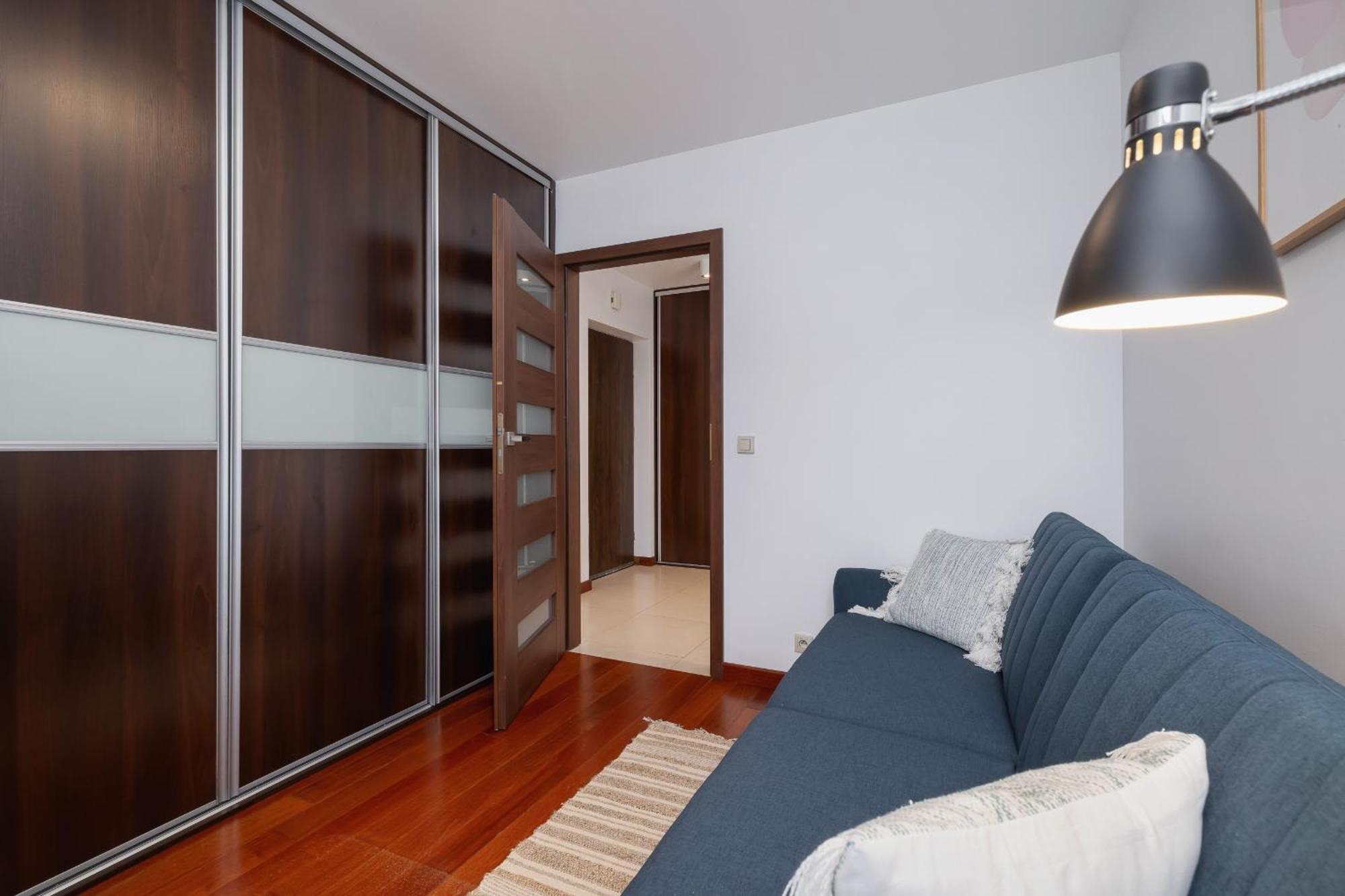 Dworska Modern Apartment In Zabrze By Rent Like Home Buitenkant foto
